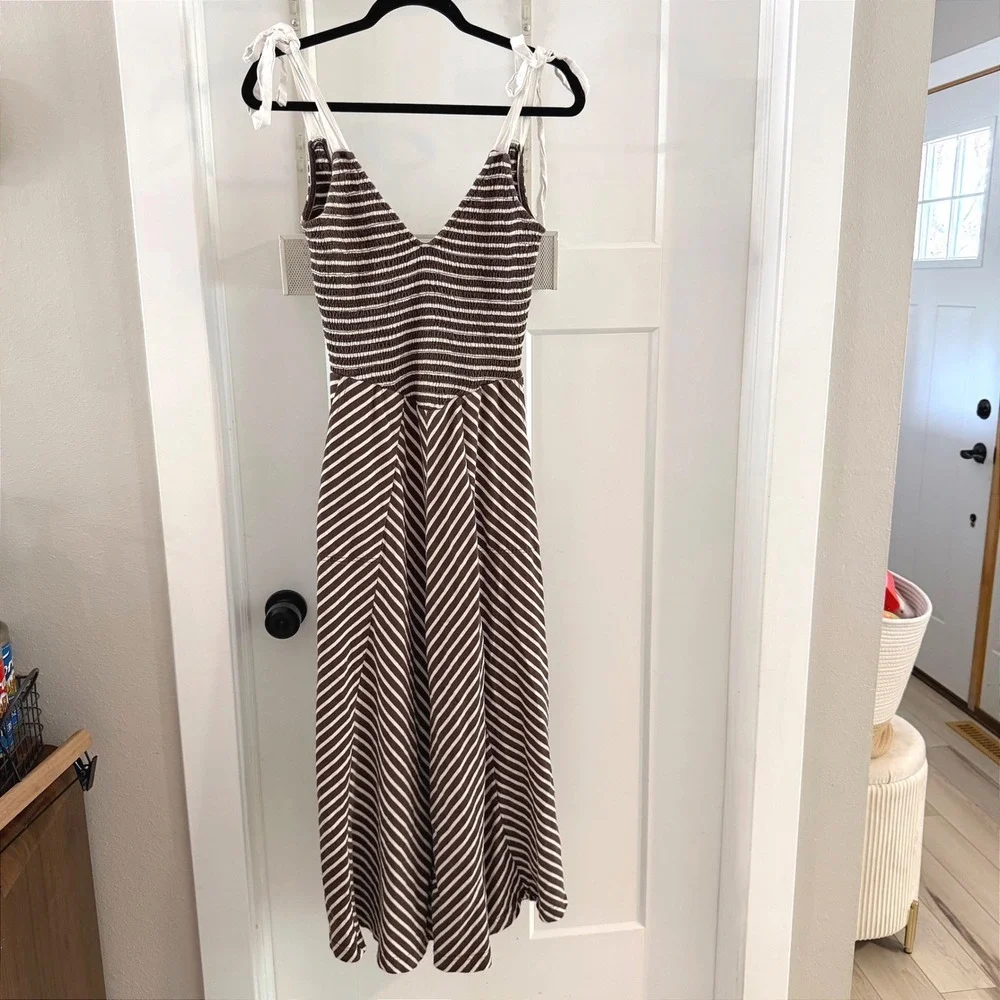 Free Est Free People Brown White Striped Smocked Tie Shoulder Midi Dress Small